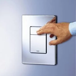 Grohe Skate Cosmopolitan WC Wall Flush Plate - 38732000 10 Grohe Skate Cosmopolitan WC Wall Flush Plate - 38732000 -Toilet Accessories shop 38732000 D2 460